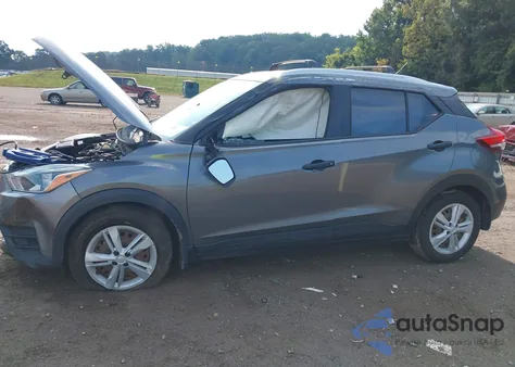 2018 Nissan Kicks S z USA, uszkodzony, nr VIN 3N1CP5CU3JL530670